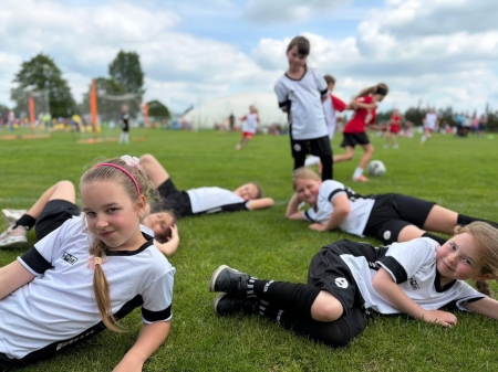 Turniej piłki nożnej „Z podwórka na stadion o Puchar Tymbarka” 